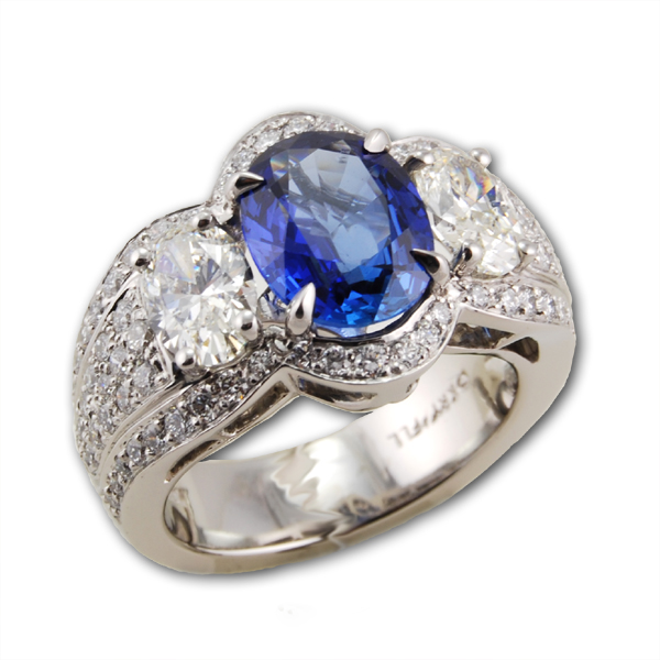 Blue Sapphire Oval Diamond Ring